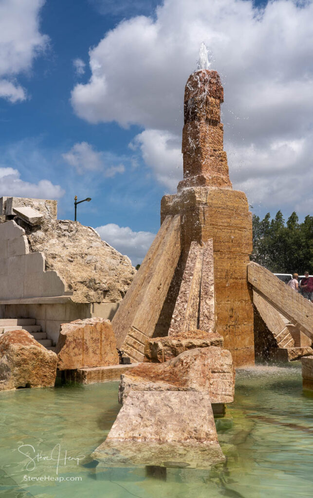 Sculpture and fountain to commemorate the Carnation Revolution in Lisbon