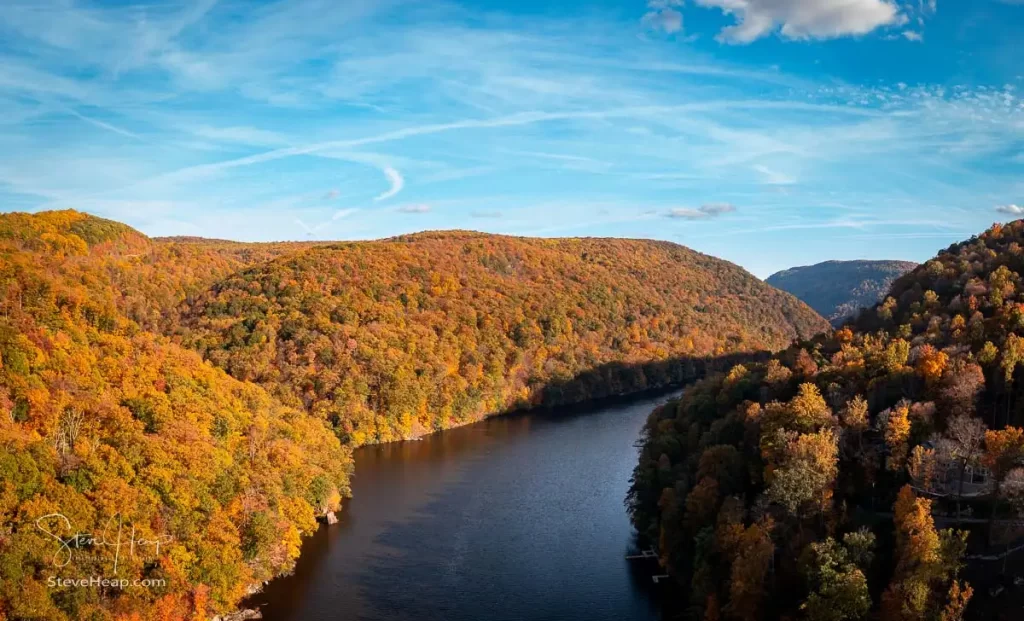 Cheat River canyon entering the Cheat Lake near Morgantown, West Virginia, during a brilliant fall season
